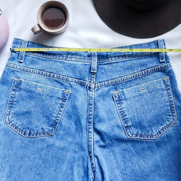 Mom Shorts - Picture 4 of 7